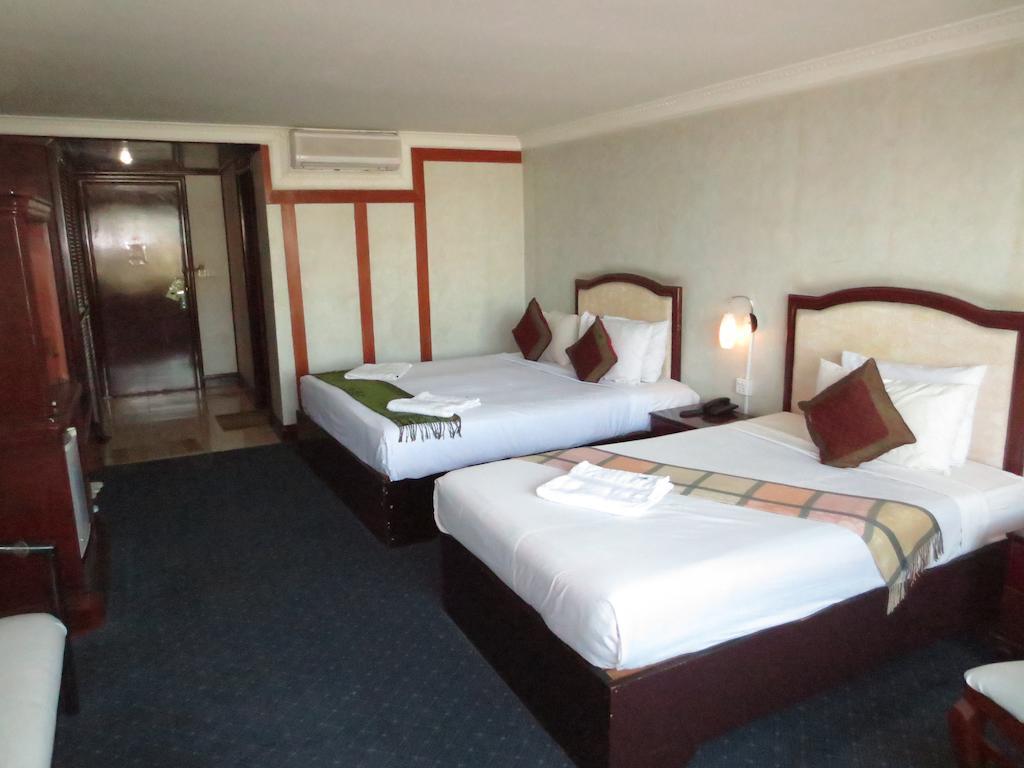 Khmeroyal Hotel プノンペン 部屋 写真